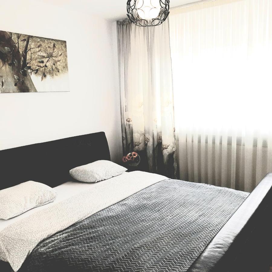 Apartament Carolina Parc Алба-Юлия Экстерьер фото