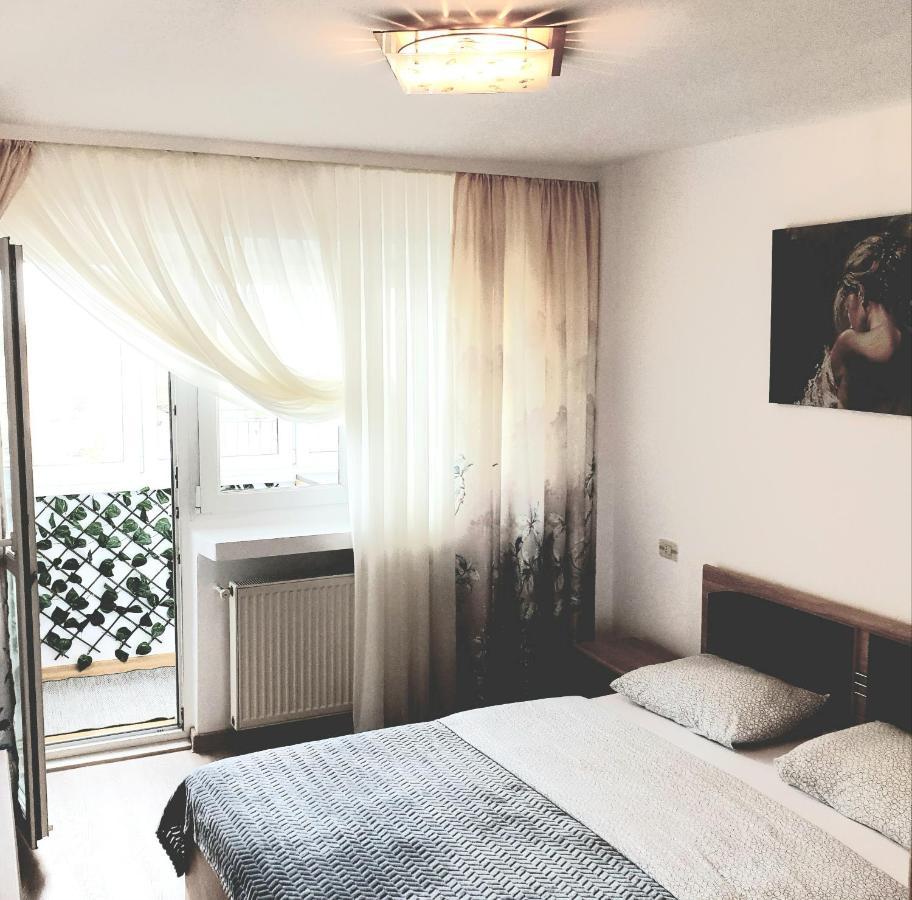 Apartament Carolina Parc Алба-Юлия Экстерьер фото