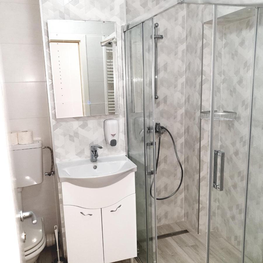 Apartament Carolina Parc Алба-Юлия Экстерьер фото