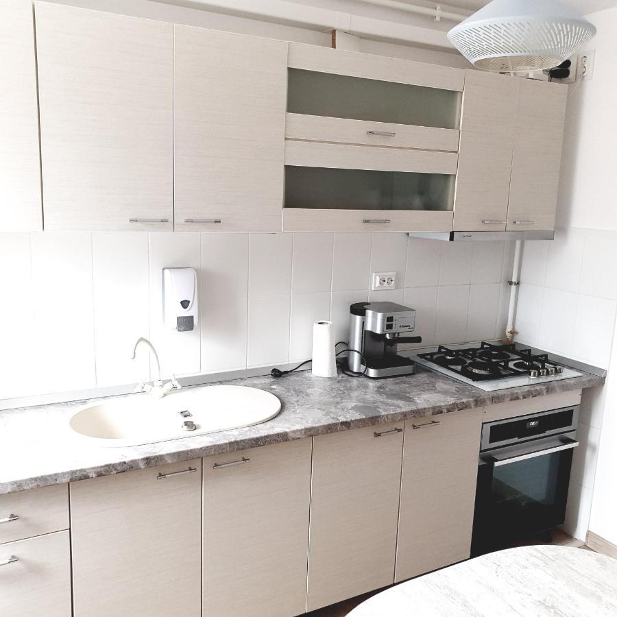 Apartament Carolina Parc Алба-Юлия Экстерьер фото